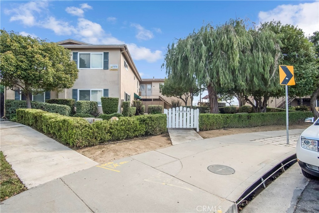 2884 La Salle Avenue, Costa Mesa, CA 92626