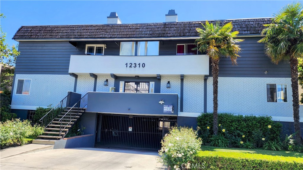 12310 Burbank Blvd , #12, Valley Village, CA 91607