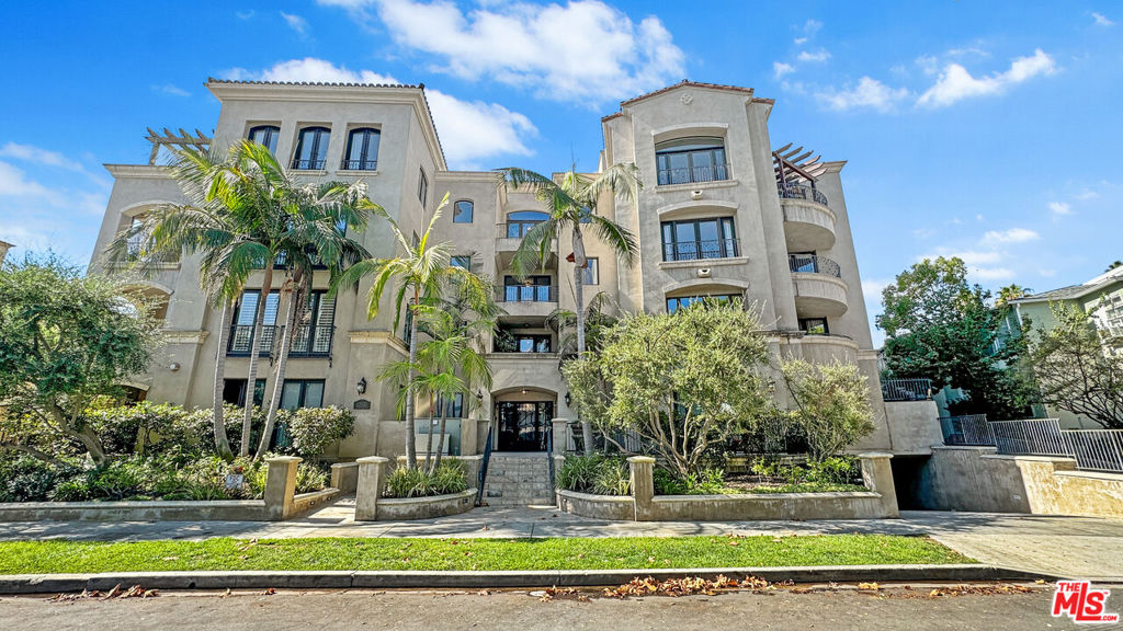 12050 Guerin Street, #303, Studio City, CA 91604