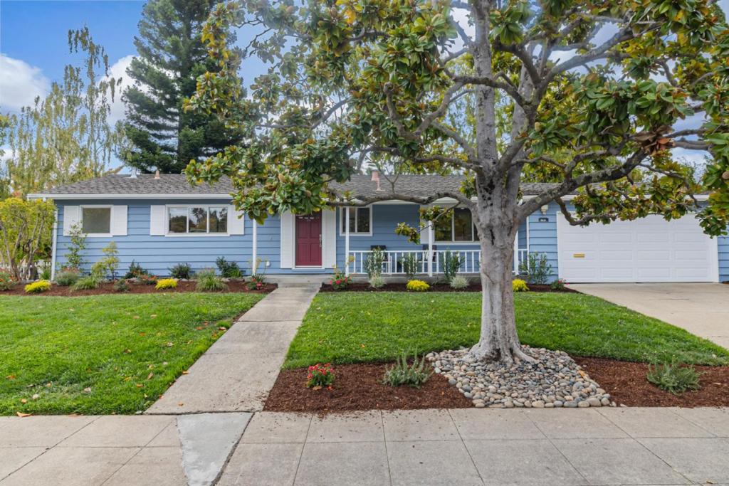 3715 Farm Hill Boulevard, Redwood City, CA 94061