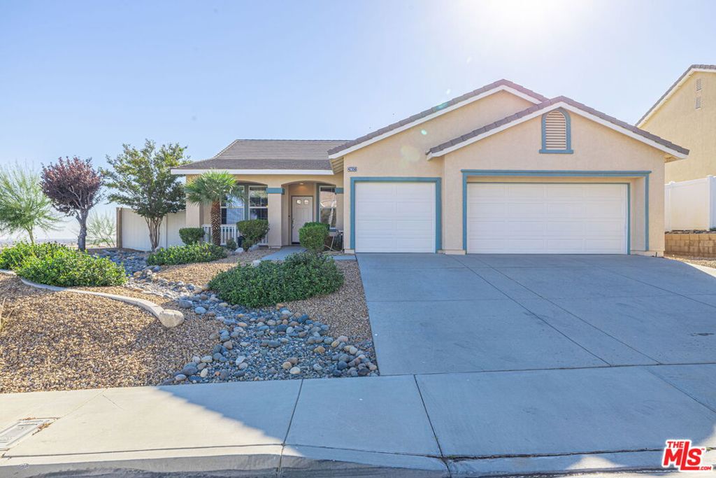 42356 75Th Street, Lancaster, CA 93536