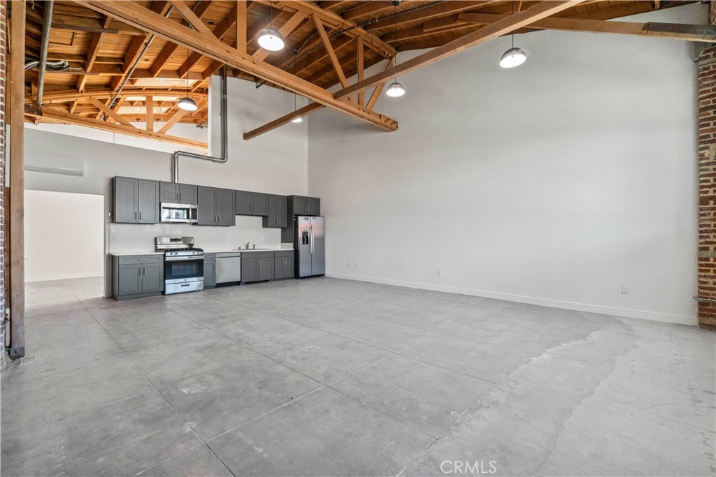 1901 S Pacific Avenue, #2 | Similar Property Thumbnail