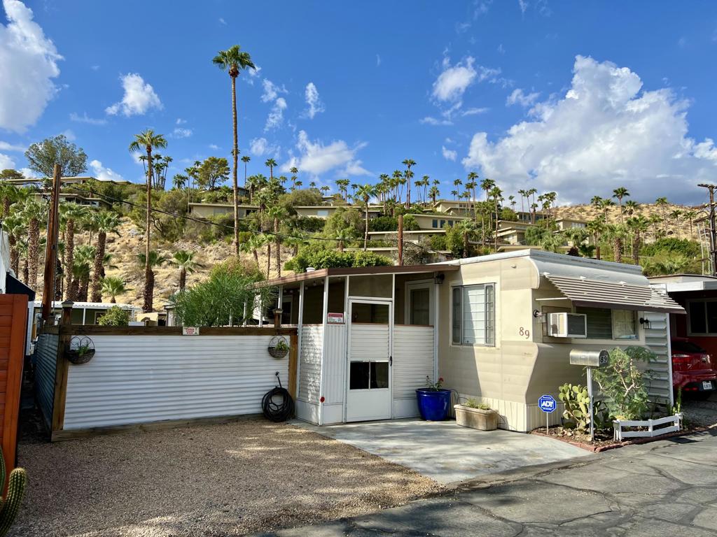 89 Jupiter Street, Palm Springs, CA 92264