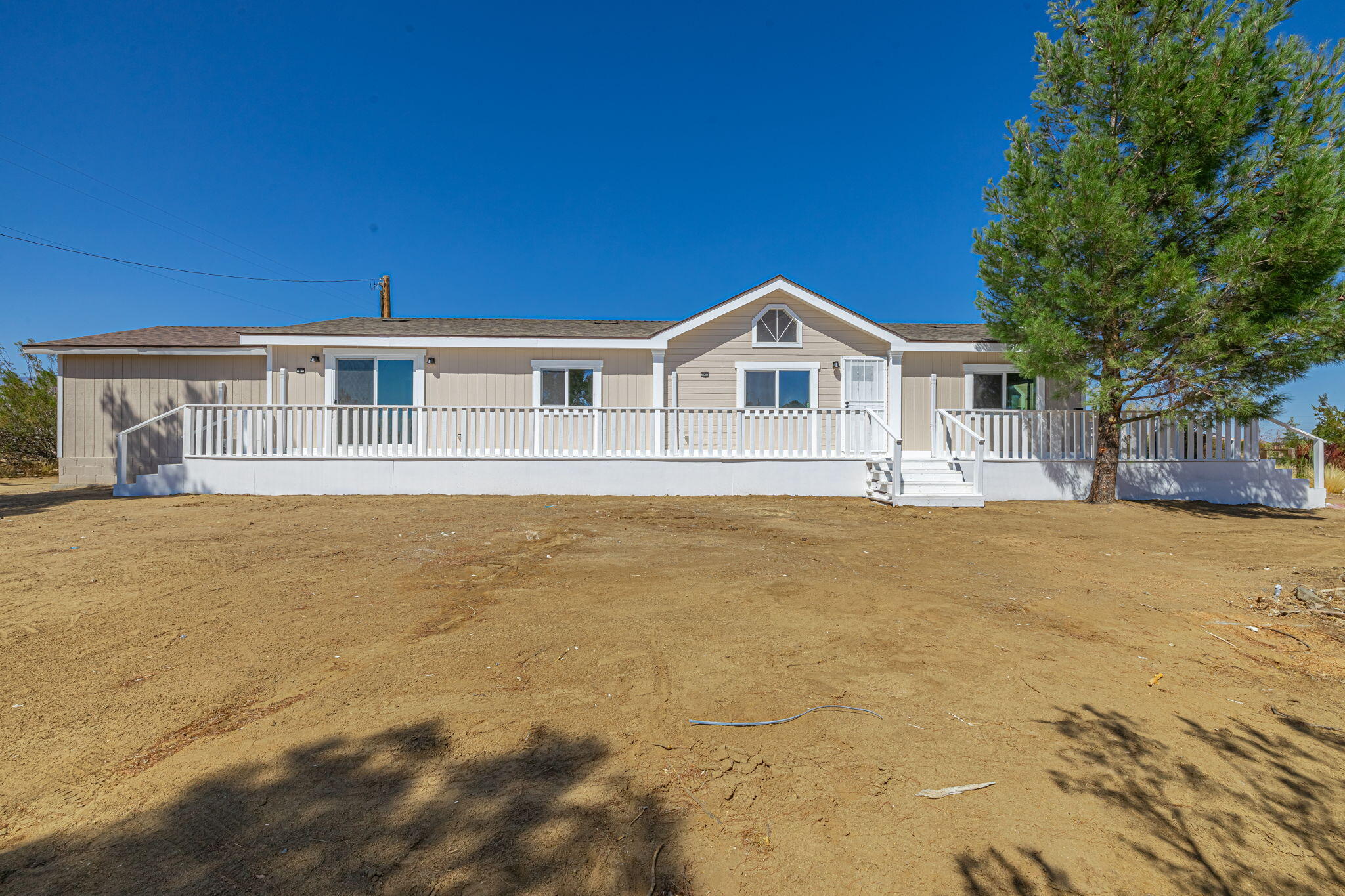 6265 W 105Th Street, Rosamond, CA 93560