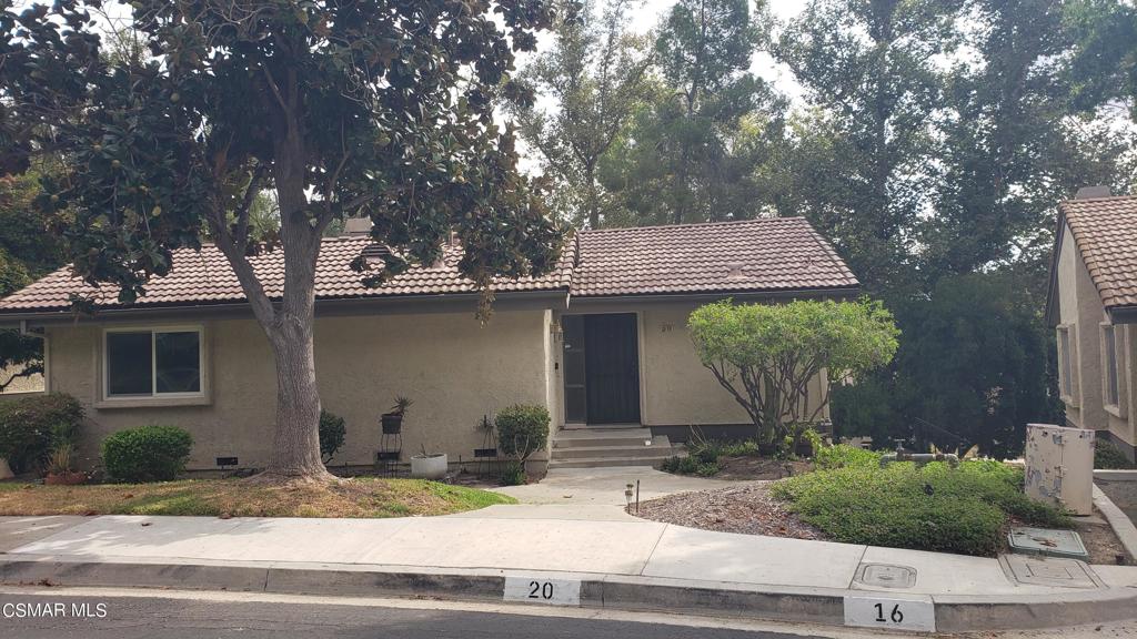 20 Meadowlark Lane, Oak Park, CA 91377