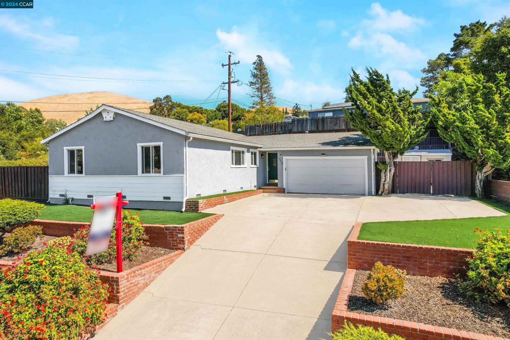 2951 Estates Ave, Pinole, CA 94564