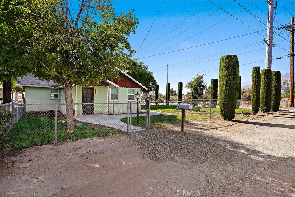 7712 Calhoun Road, #A, Highland, CA 92346