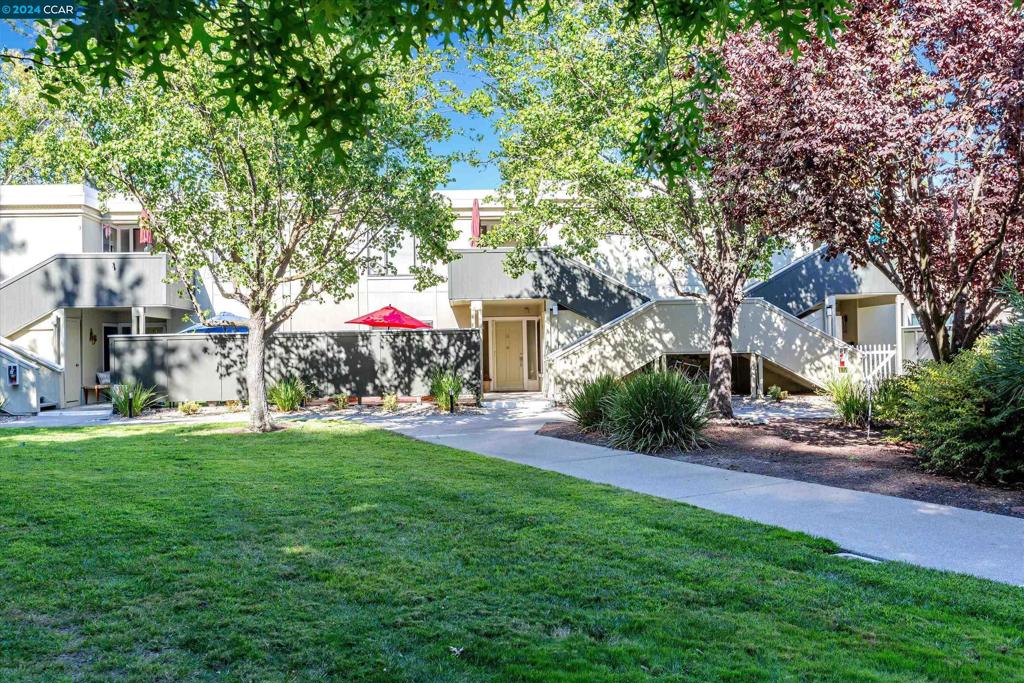 2633 Pine Knoll Dr , #6, Walnut Creek, CA 94595