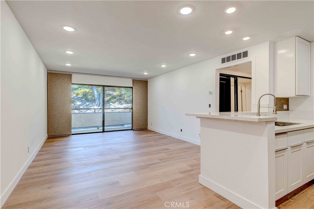 4260 Via Arbolada , #208, Los Angeles, CA 90042