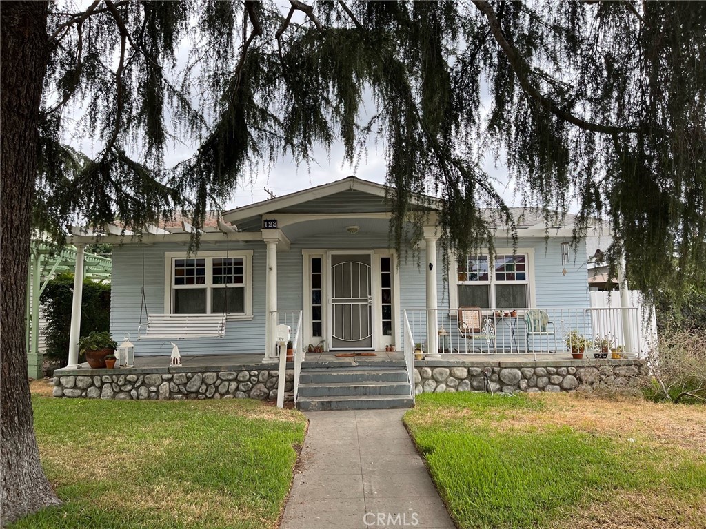 128 S Washington Avenue, Glendora, CA 91741