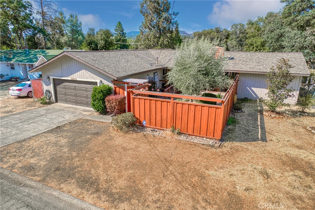 6303 Lakeside Drive, Clearlake, CA 95422