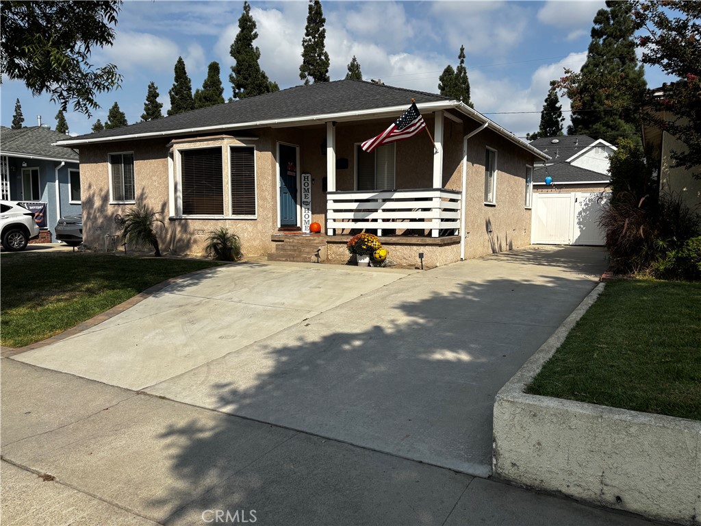 5402 Briercrest Avenue, Lakewood, CA 90713