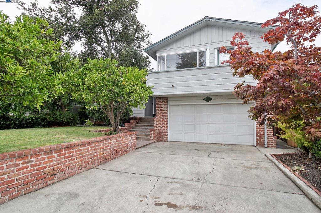 3400 Rubin Dr, Oakland, CA 94602