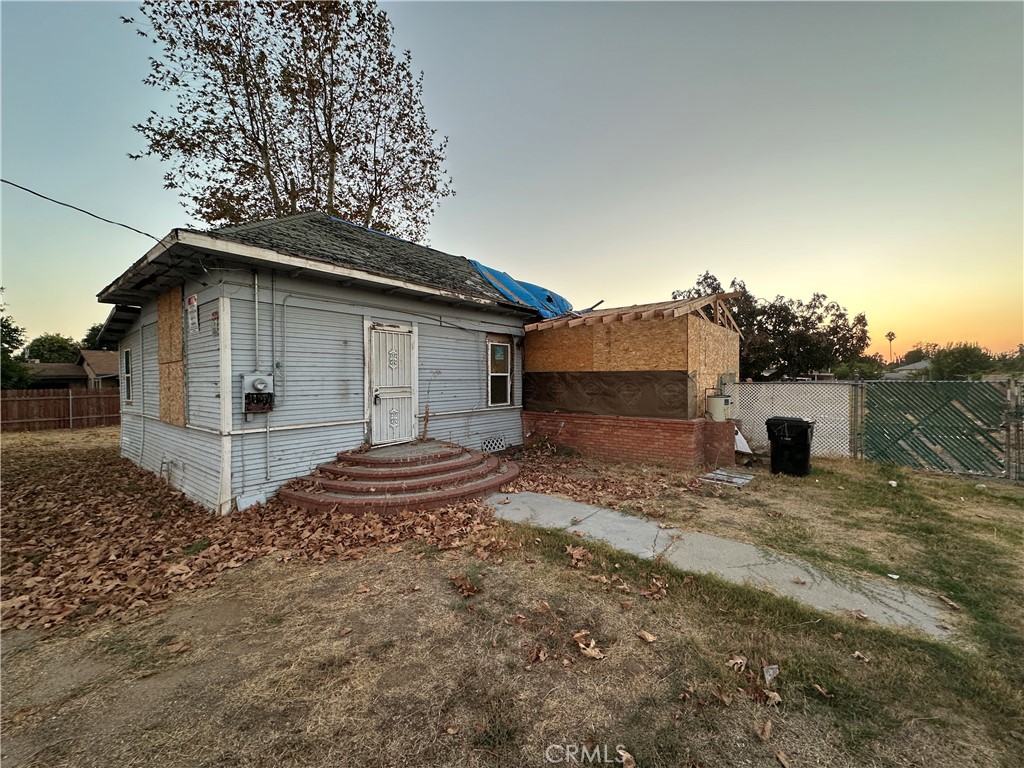 560 N Acacia Avenue, Rialto, CA 92376