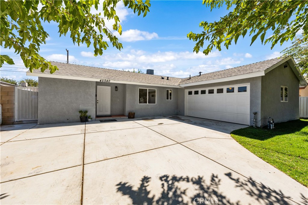 45540 3Rd Street, Lancaster, CA 93535