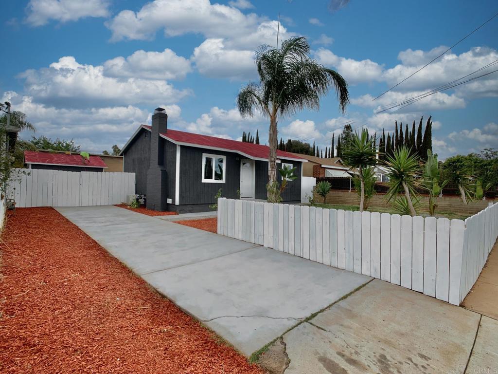 1334 Peach Avenue, El Cajon, CA 92021