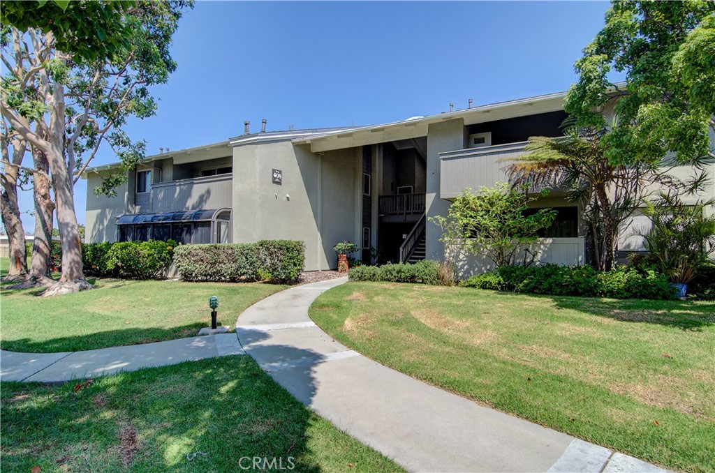 8777 Tulare Drive, #408B, Huntington Beach, CA 92646