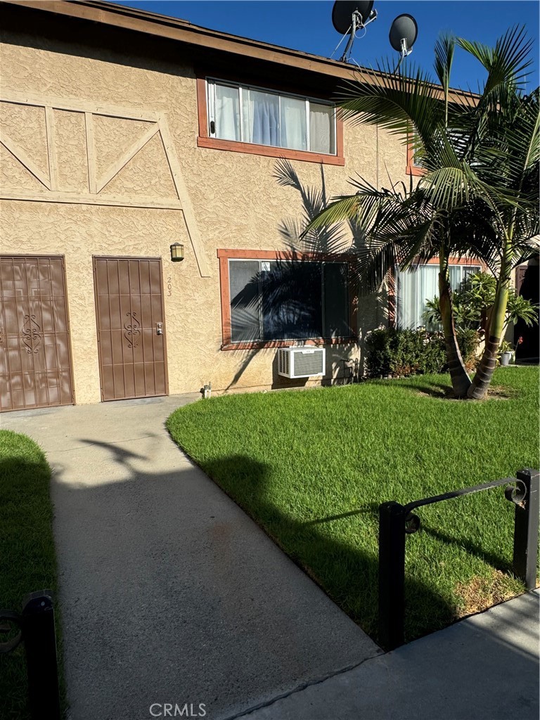 7303 Exeter Street, #203, Paramount, CA 90723