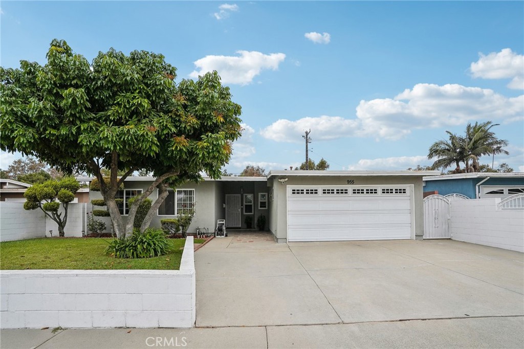 955 Millbury Avenue, La Puente, CA 91746