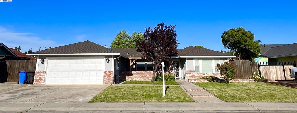 726 Bradley Pl, Manteca, CA 95337