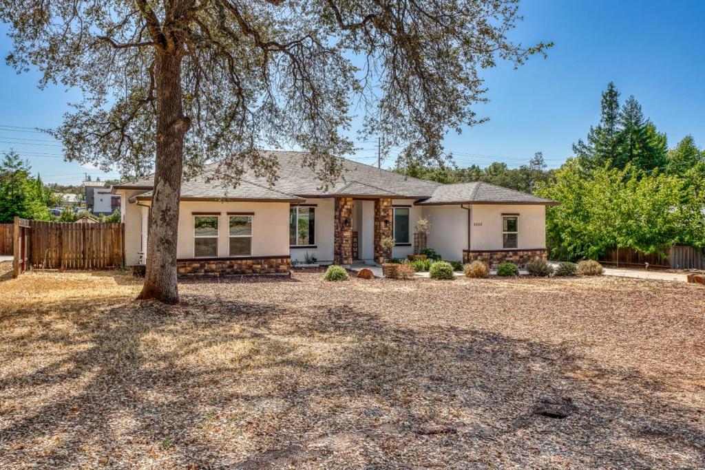 3262 Country Club Drive, Cameron Park, CA 95682