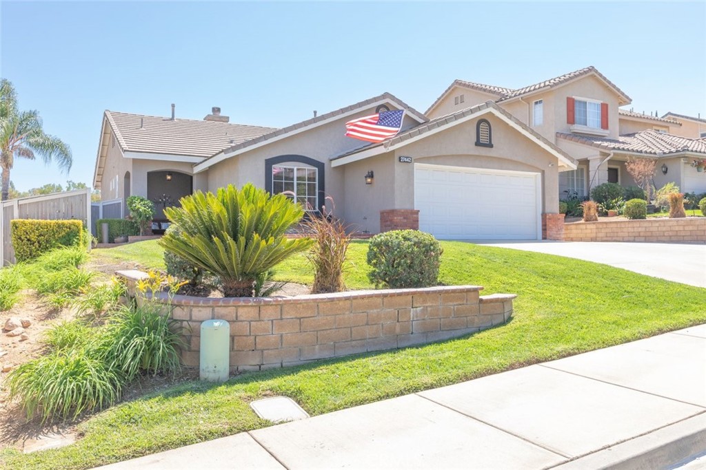 27442 Barcelona Drive, Corona, CA 92883