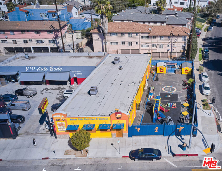 5353 W Pico Boulevard | Similar Property Thumbnail