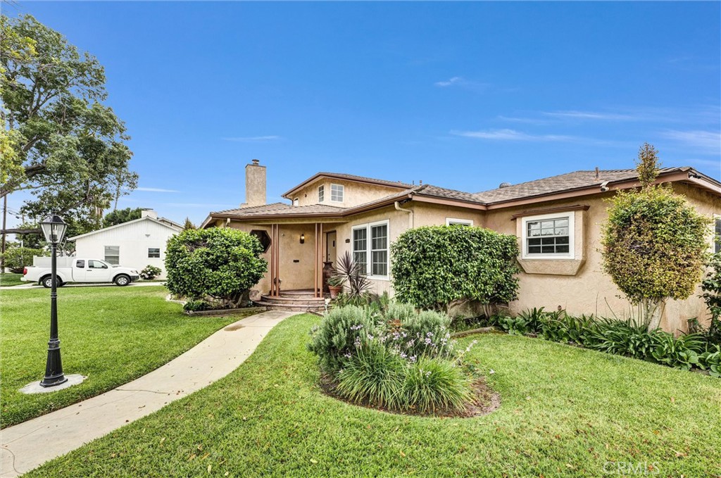 12239 Samoline Avenue, Downey, CA 90242