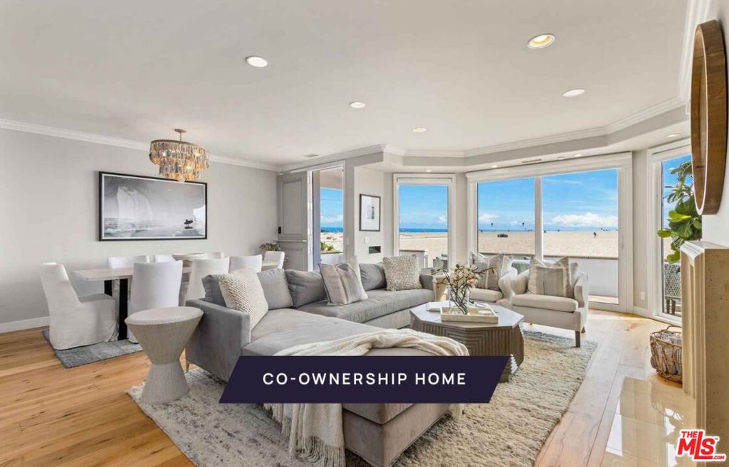 506 W Oceanfront , #2 | Similar Property Thumbnail