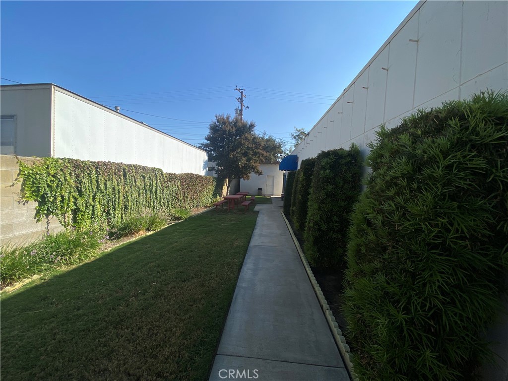 730 E Foothills Boulevard | Similar Property Thumbnail 2