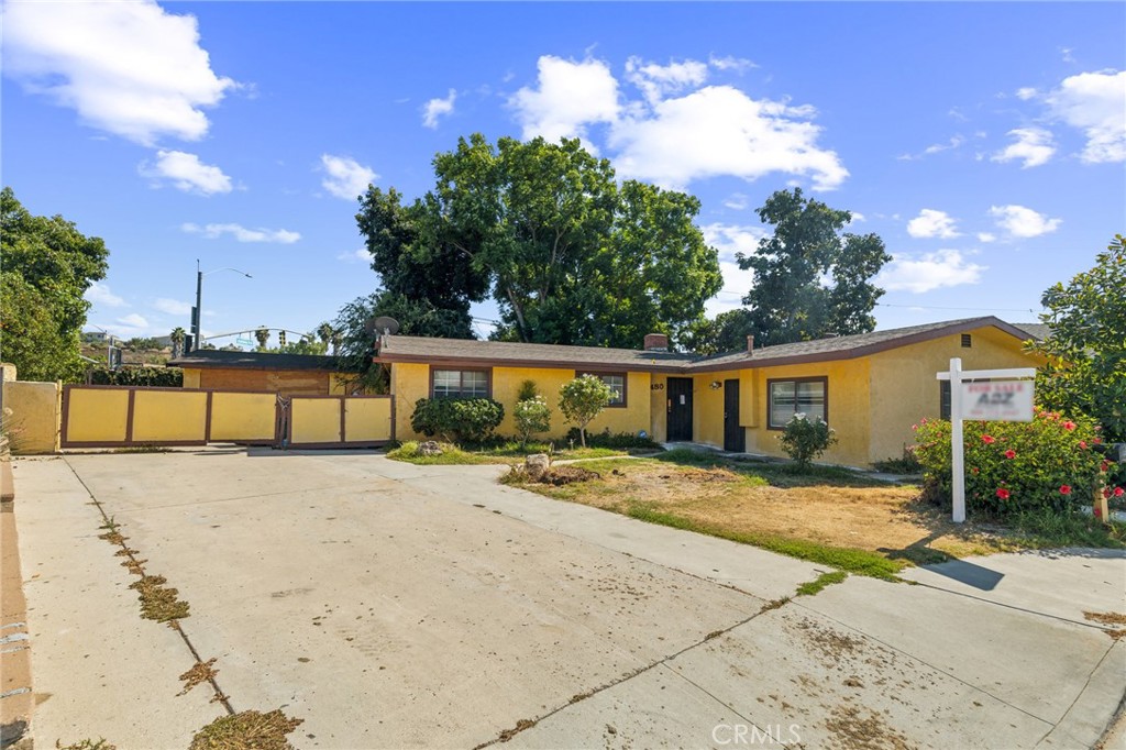 480 Sherman Avenue, Moorpark, CA 93021