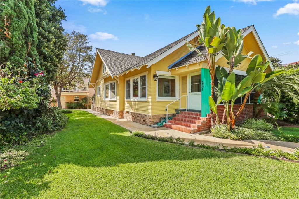 221 Termino Avenue | Similar Property Thumbnail