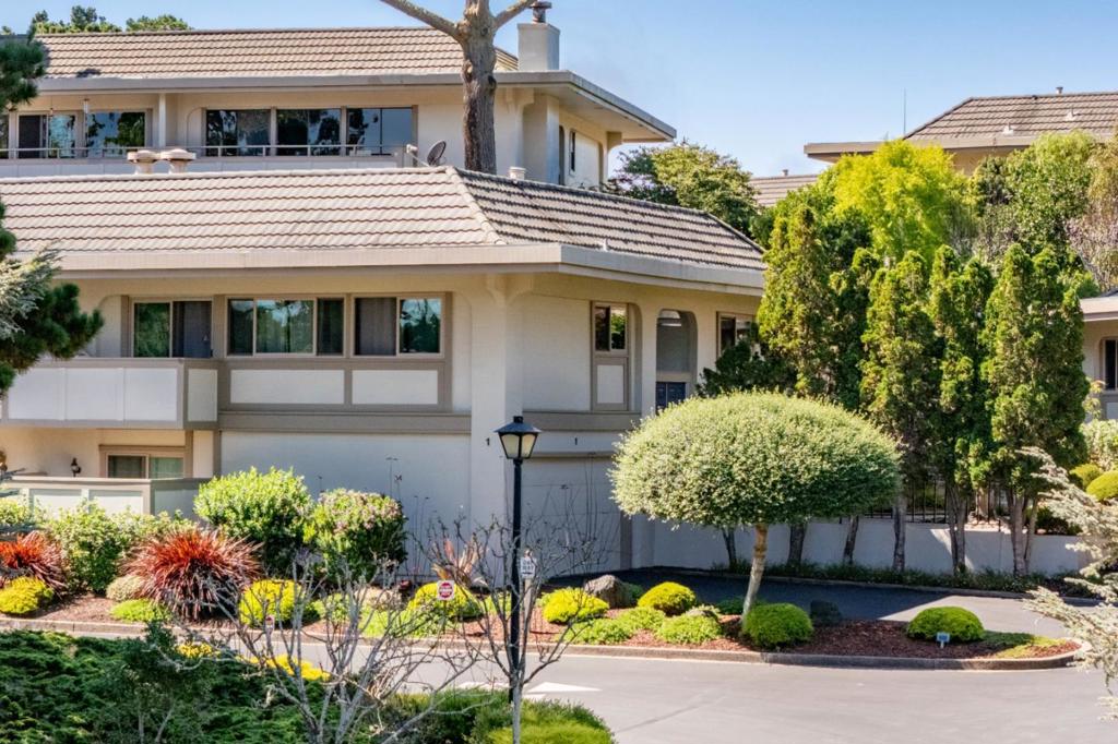 1 Skyline Crest, Monterey, CA 93940