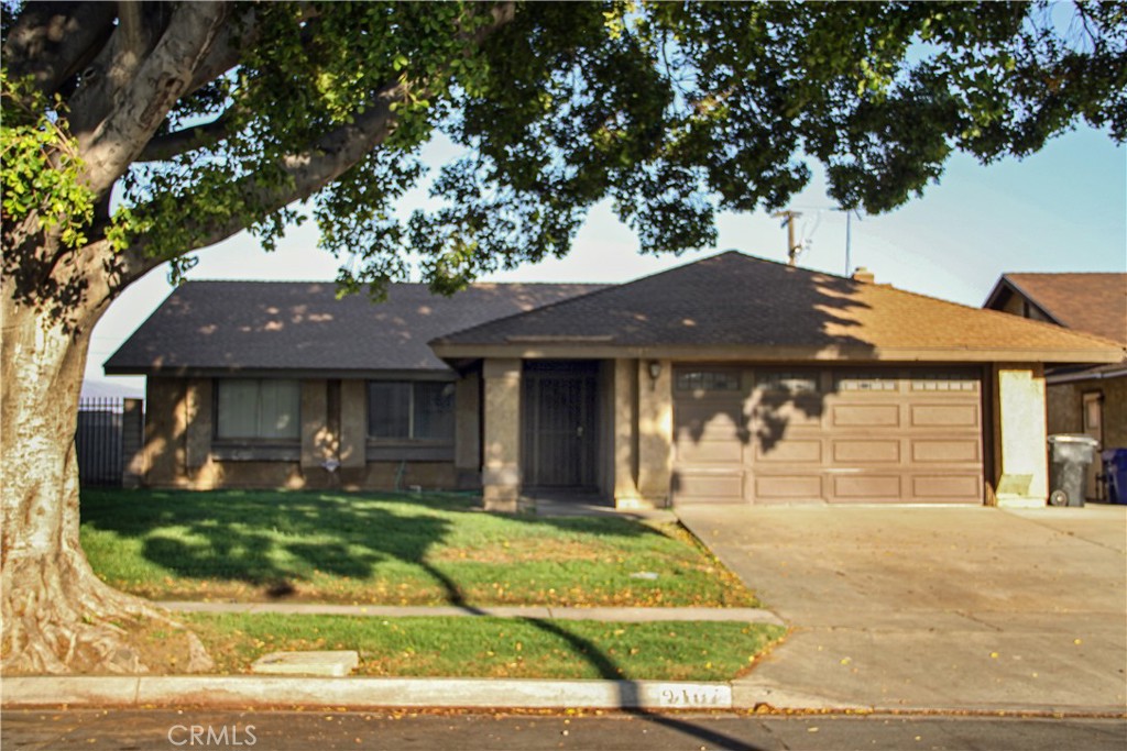 9107 Croce Drive, Fontana, CA 92335