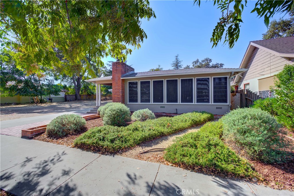 1835 Oak Street, Paso Robles, CA 93446