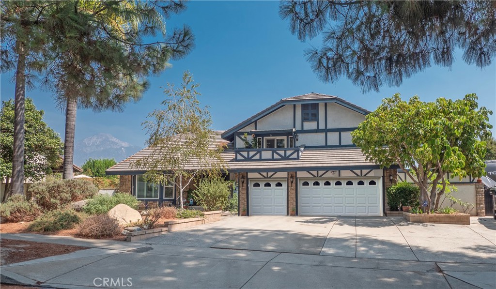 2016 N Kelly Avenue, Upland, CA 91784