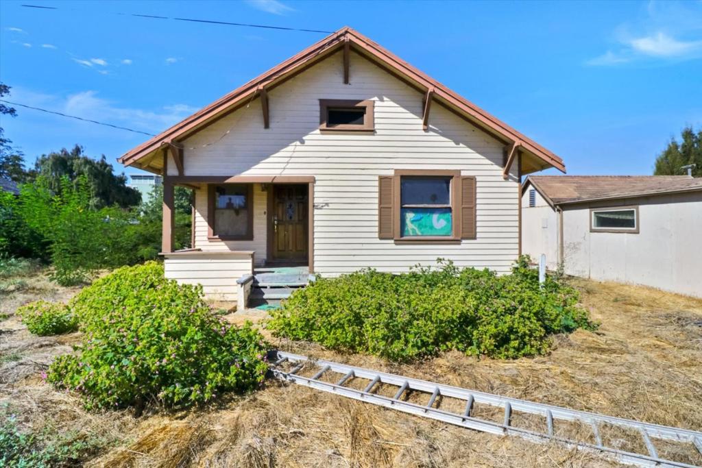 30793 Vallejo Street | Similar Property Thumbnail 2