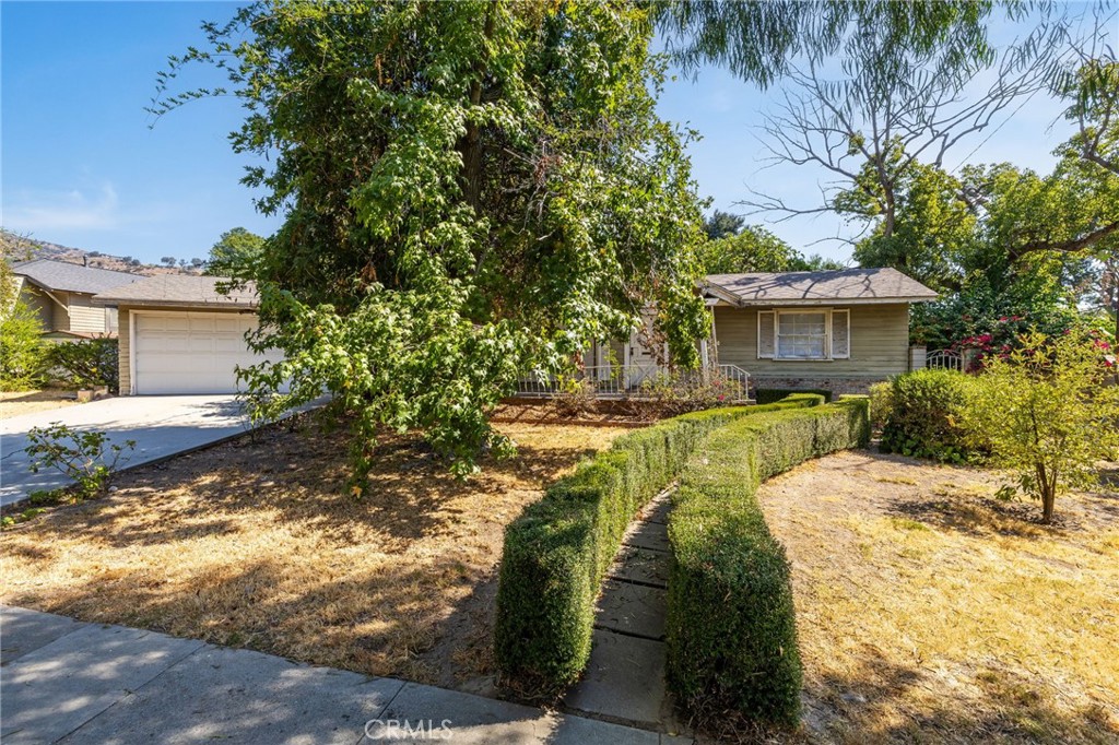 624 N Vermont Avenue, Glendora, CA 91741