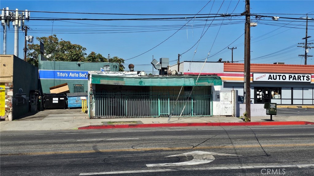 13741 Van Nuys Boulevard | Similar Property Thumbnail