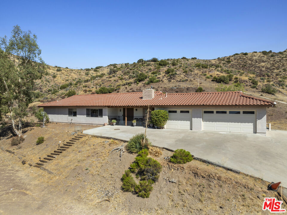 2903 Golden Spur Road | Similar Property Thumbnail