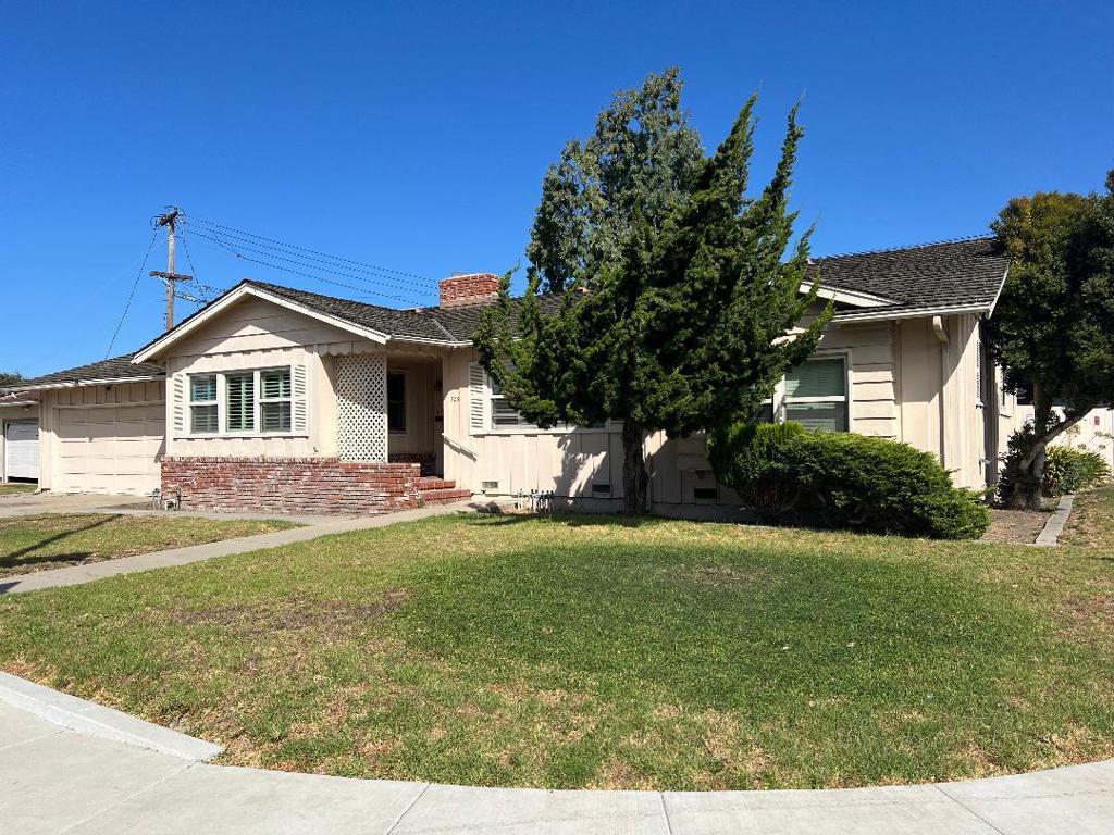 708 W Acacia Street, Salinas, CA 93901