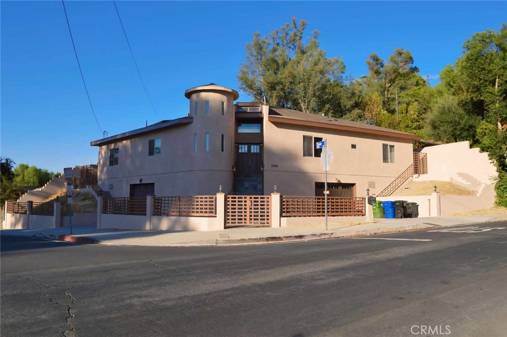 22325 Avenue San Luis | Similar Property Thumbnail