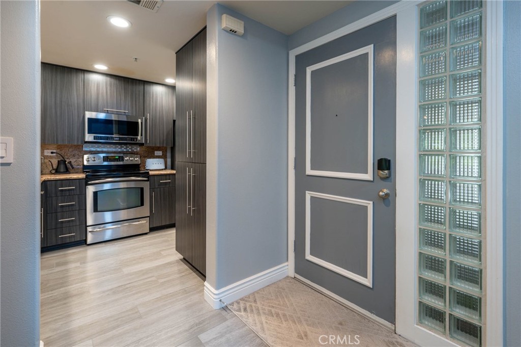 2253 Martin , #115 | Similar Property Thumbnail