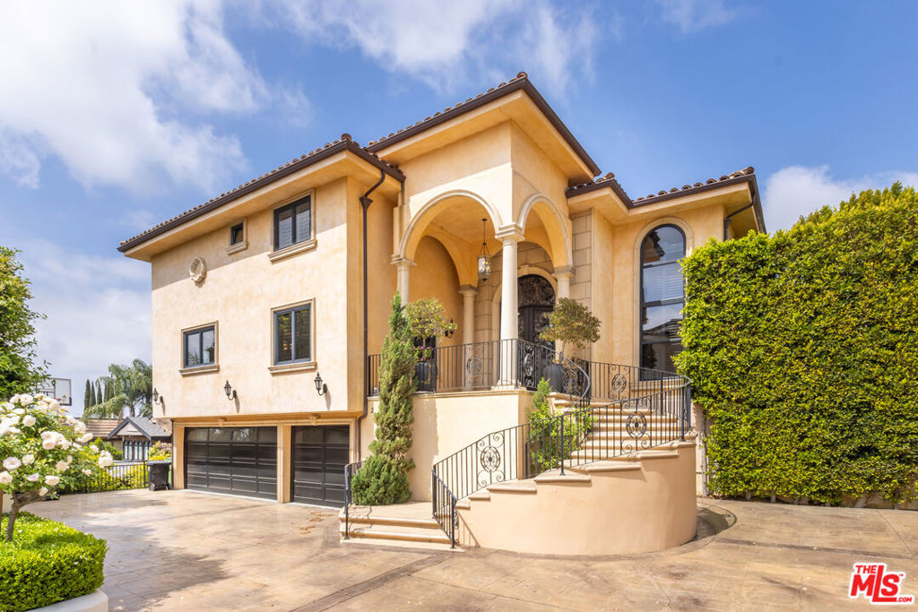 2959 Beverly Glen Circle, Los Angeles, CA 90077