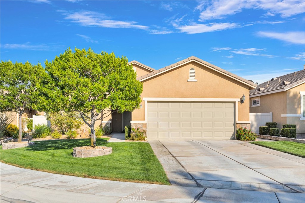 10491 Darby Road, Apple Valley, CA 92308