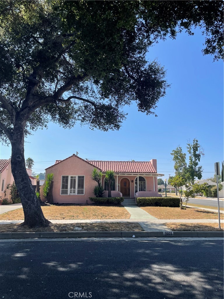 1601 S Date Avenue, Alhambra, CA 91803