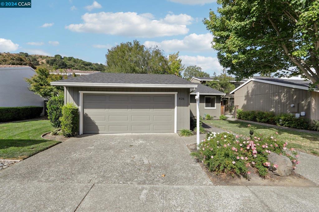 826 Augusta, Moraga, CA 94556