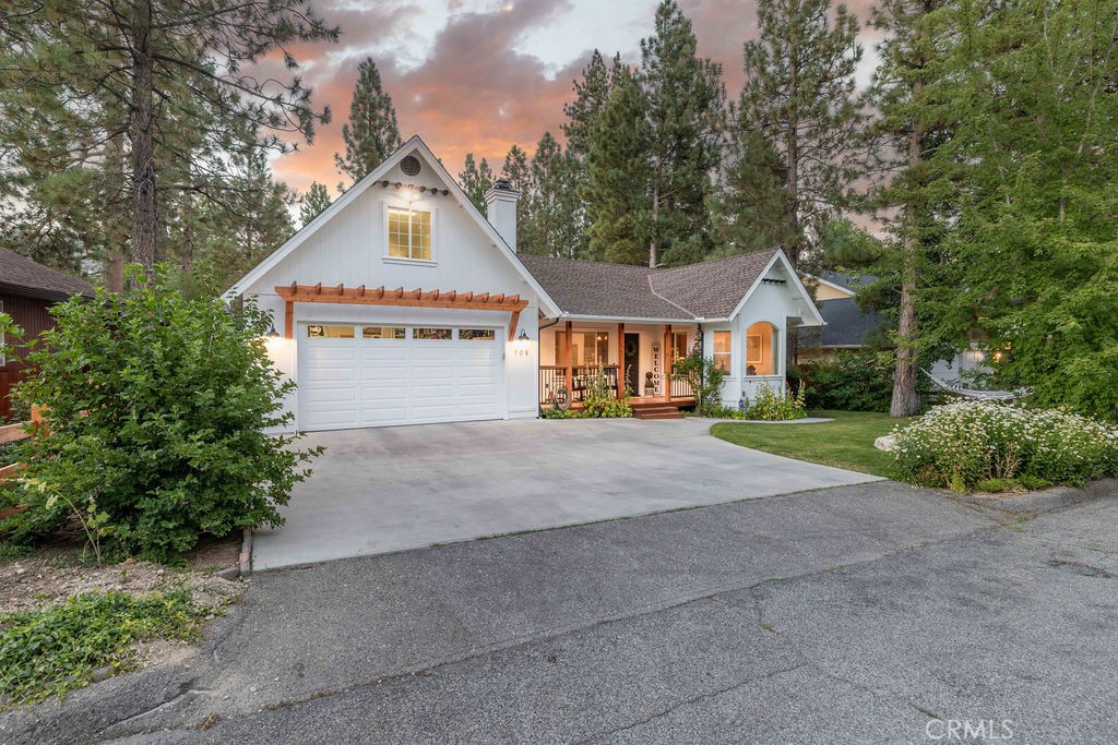 709 E Mountain View Boulevard, Big Bear City, CA 92314