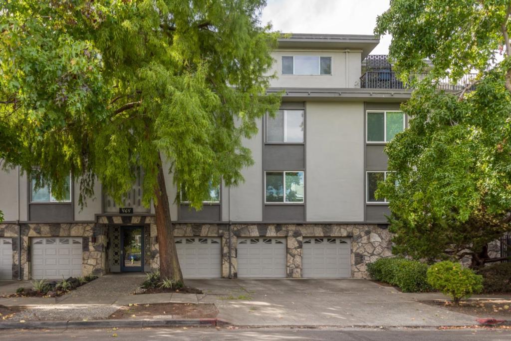 464 Clinton Street, #209, Redwood City, CA 94062