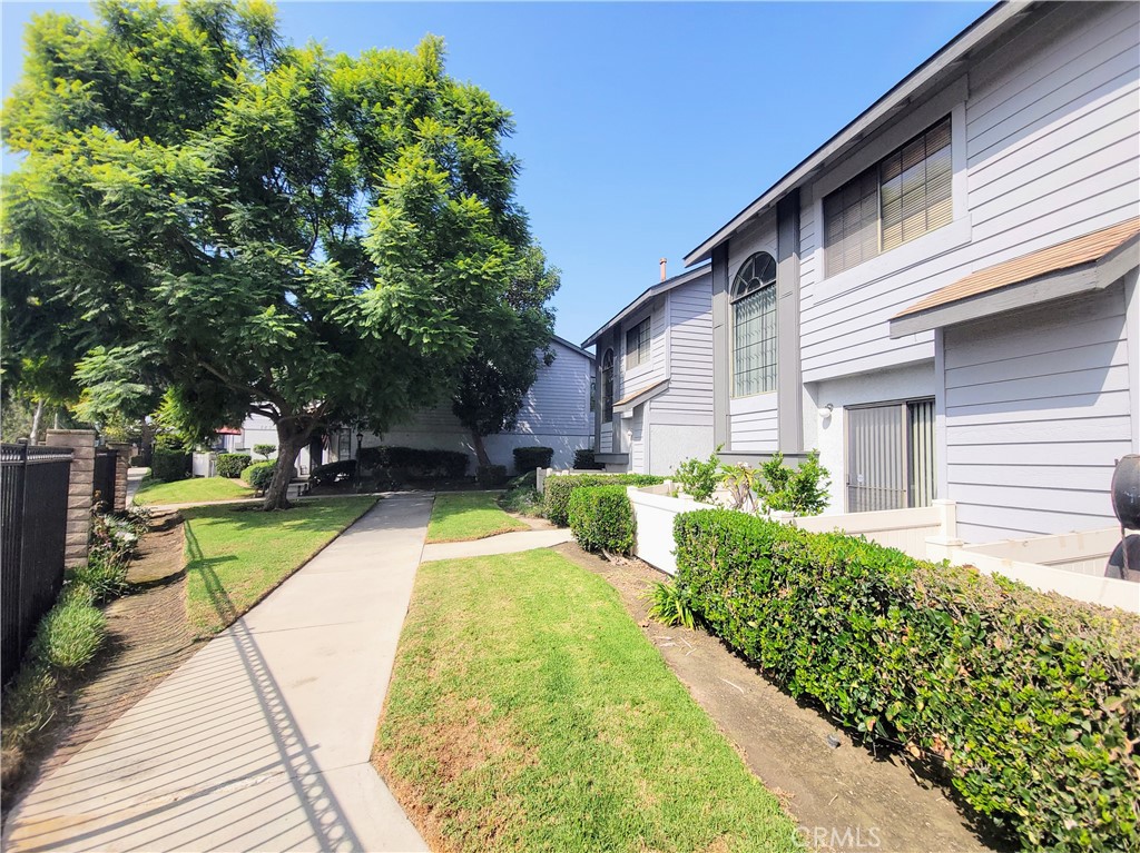 867 W 34Th Street, #B, Long Beach, CA 90806